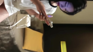 大学生第一次体验网络摄像头,她的阴道让你欲罢不能!