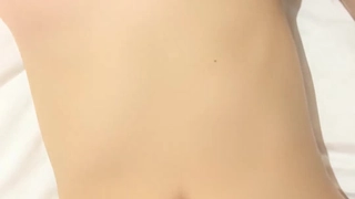 酒吧销售去卖衣服了，但是还是经常来被我操菊花，每次都求粑粑放过