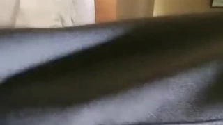 年轻体力好，一人大战两个妹子轮番作战操起来拍摄角度很专业